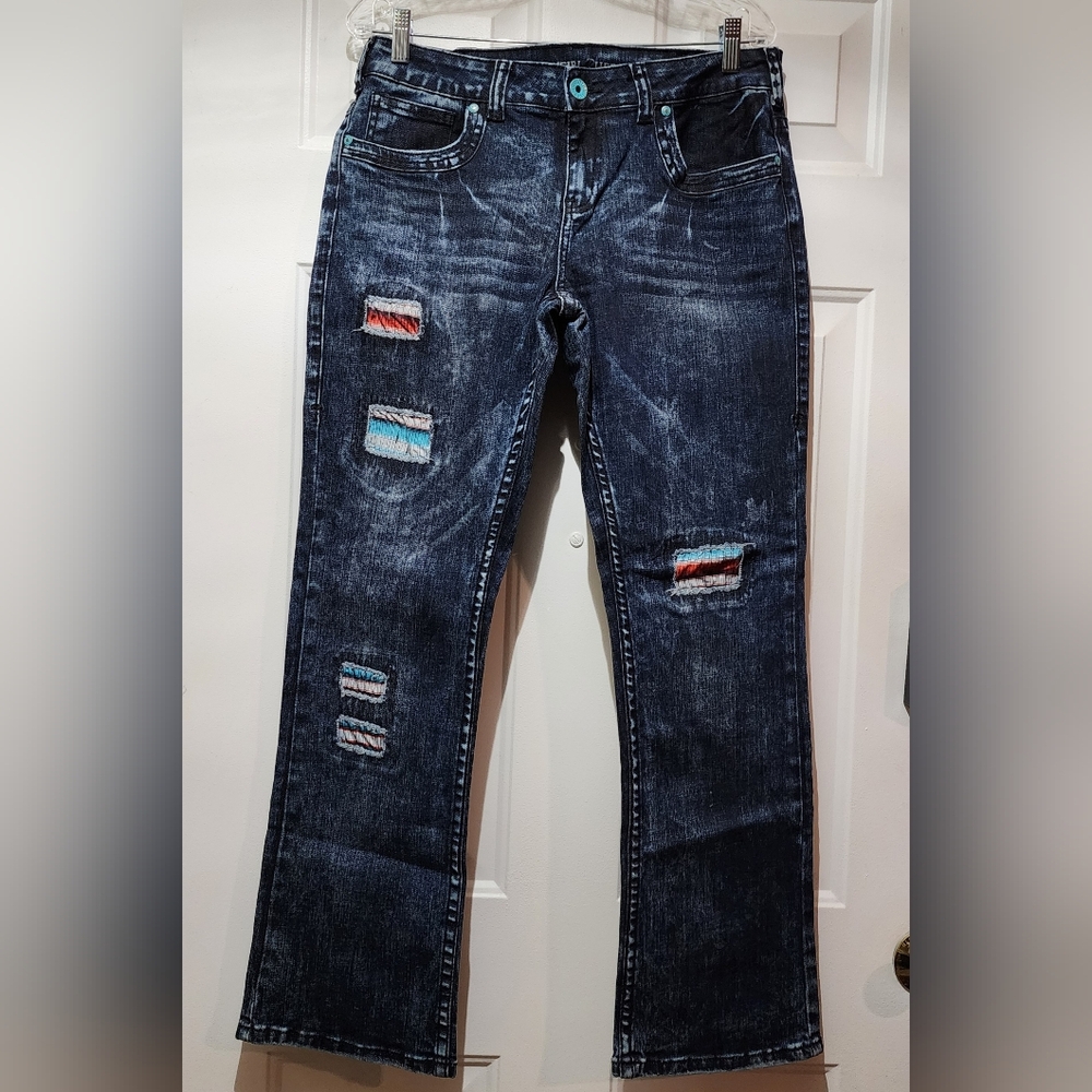 Cowgirl Tuff Women's Denim Blue Jeans 31x31 Boot Cut - "Serape Soul"